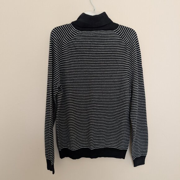 Express wool cashmere blend black and white turtleneck sweater Medium EUC - Picture 4 of 10